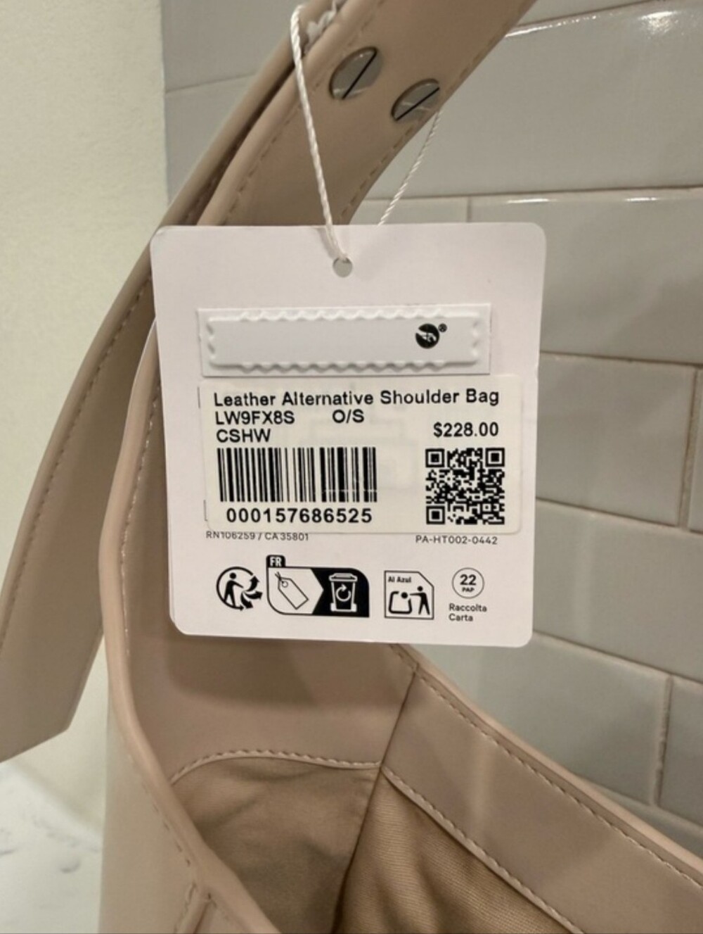 🌵 Lululemon Leather Alternative Shoulder Bag Purse 8L Cashew MSRP $228 NWT - Picture 6 of 16